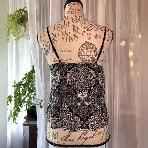 American Rag Tank - Picture 4 of 4